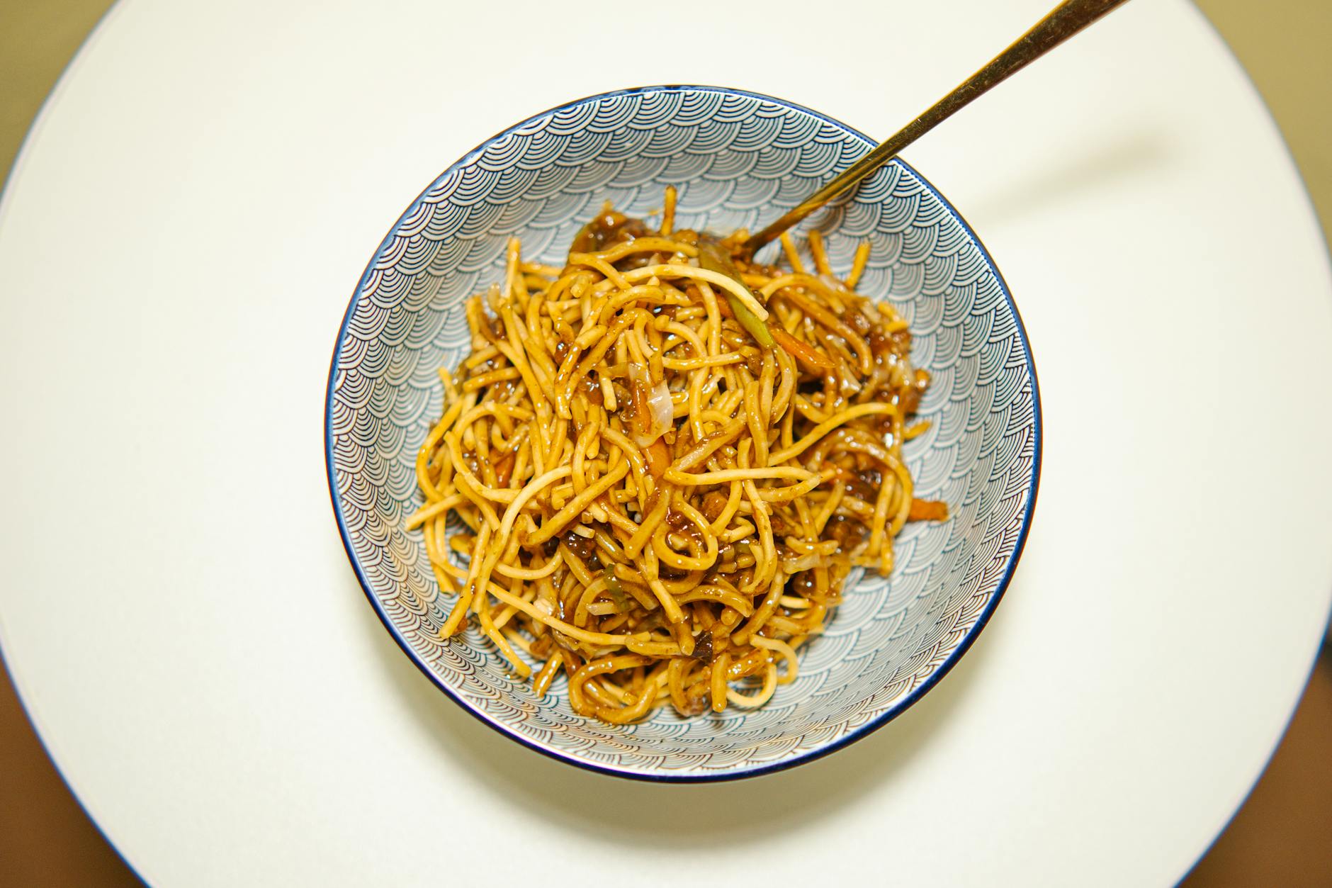 Shanghai food guide — traditional Shanghai noodles dish, a staple of local cuisine