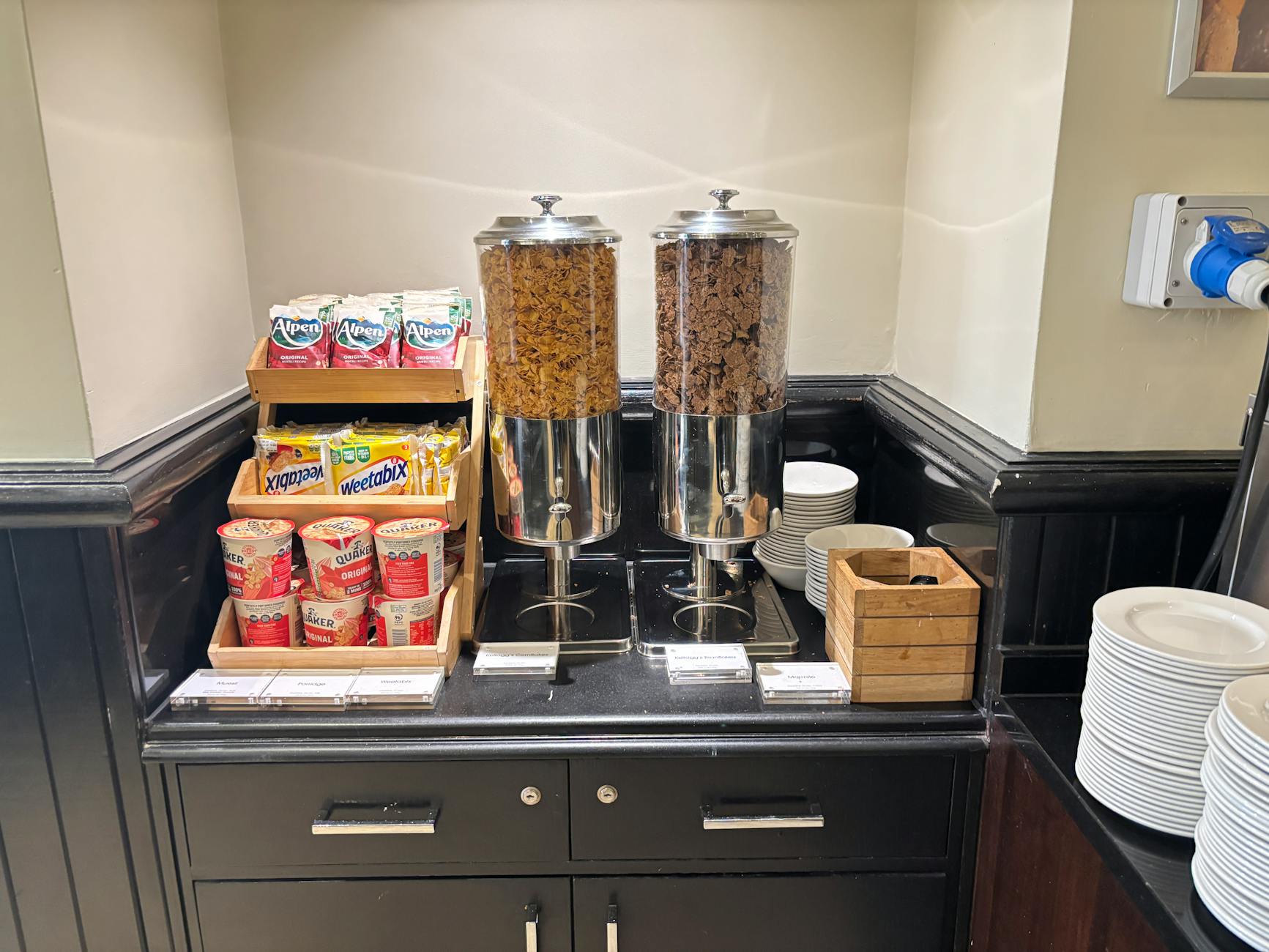 family hotels shanghai breakfast