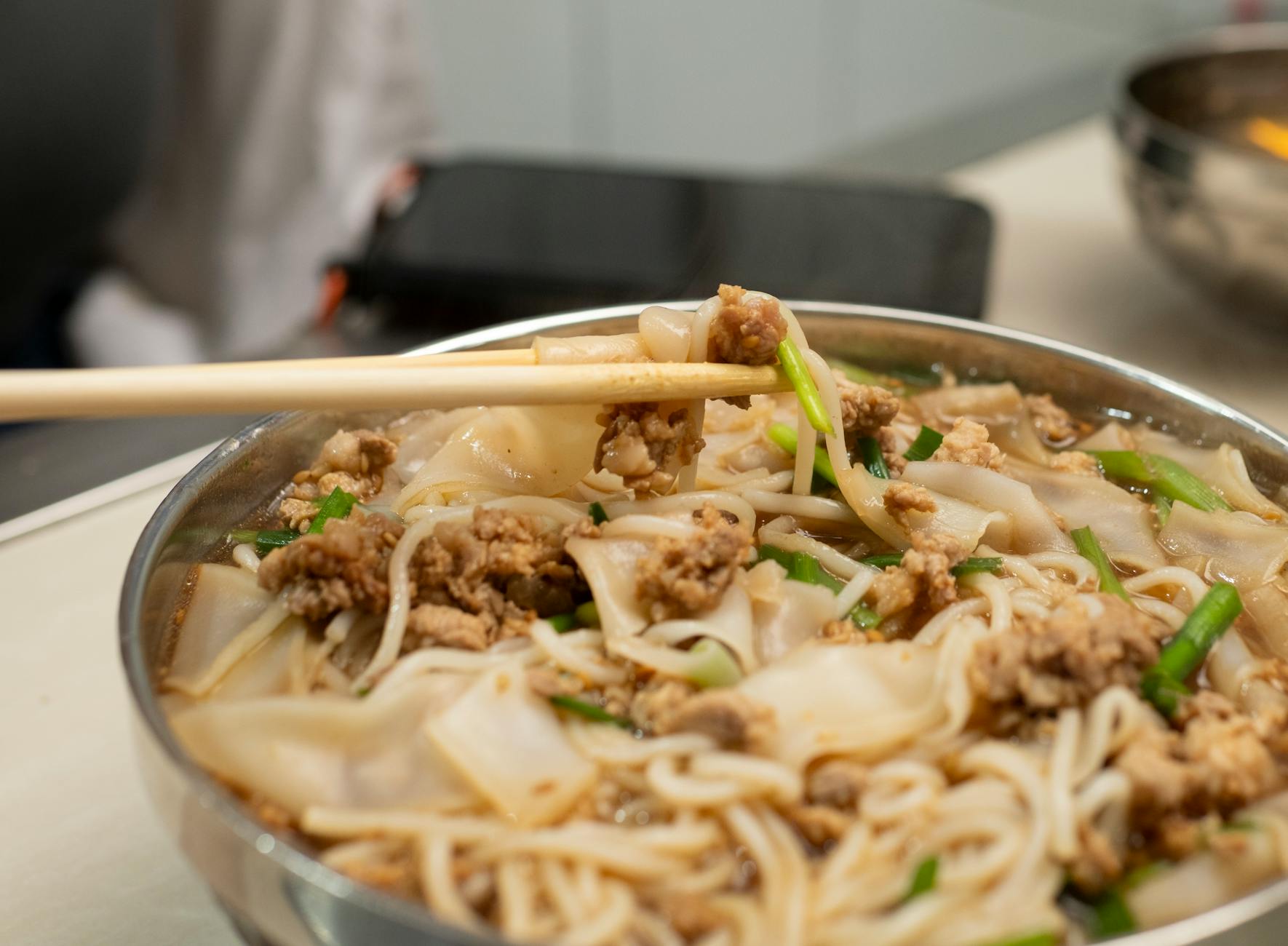 family restaurants shanghai noodle soup