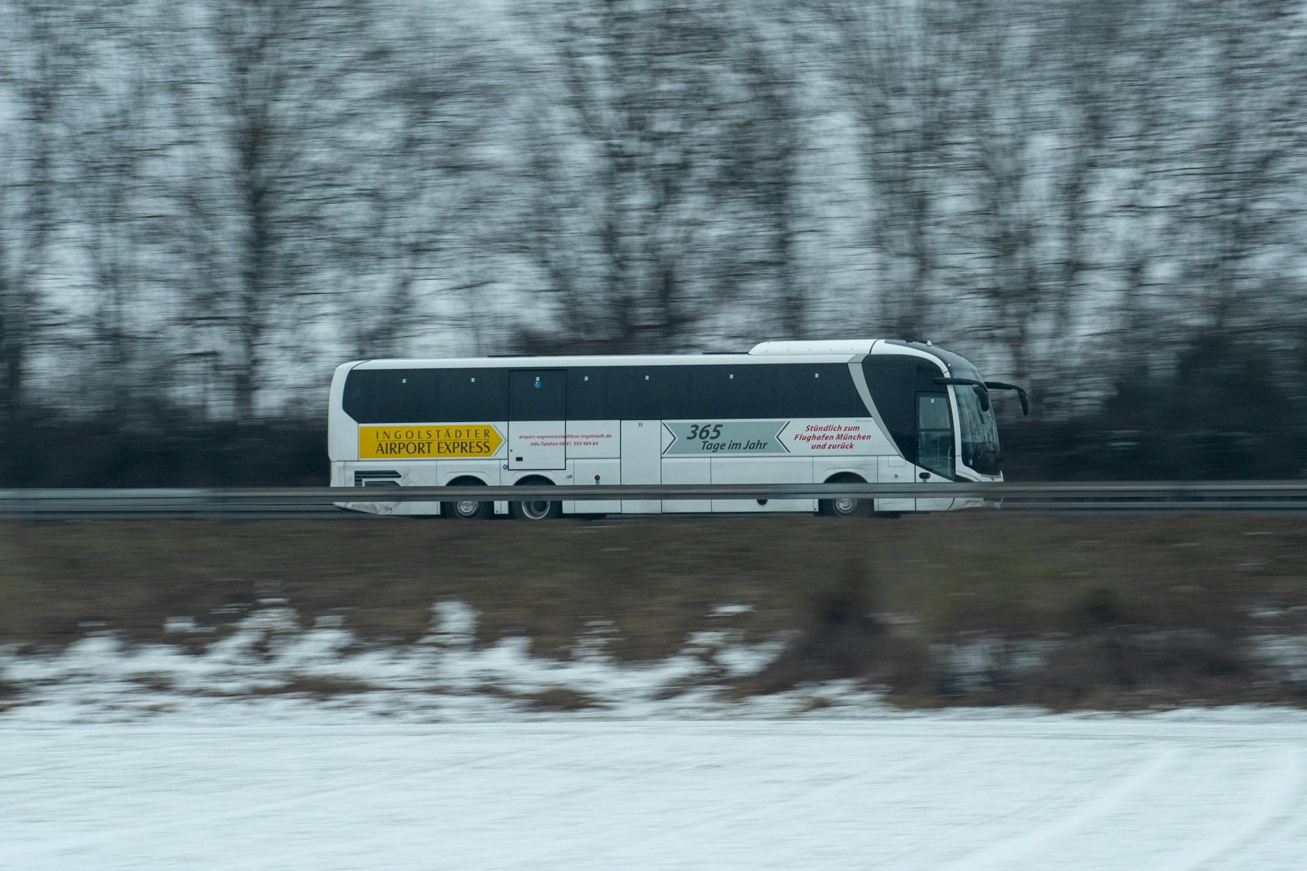 hotels near pudong airport shuttle