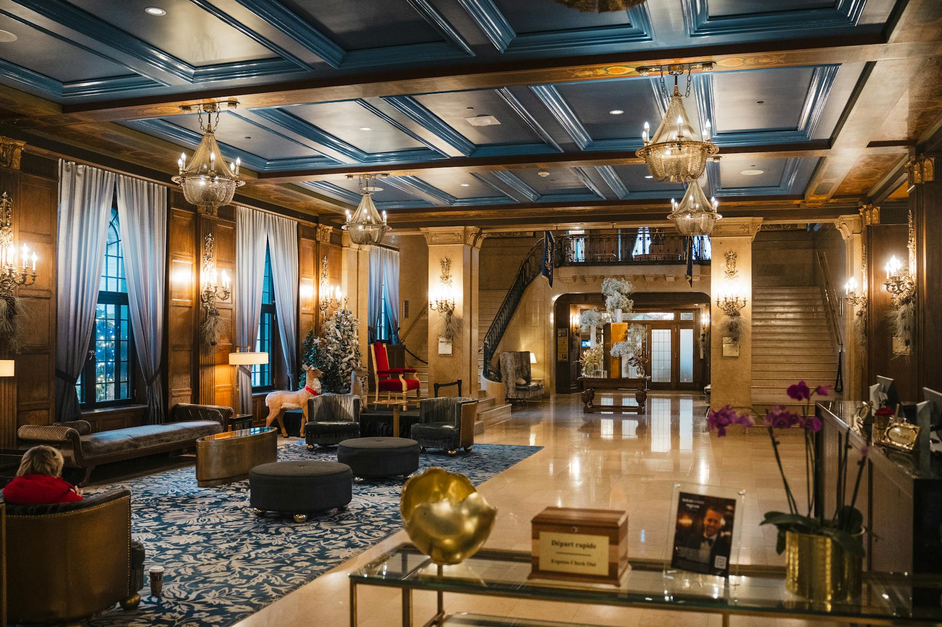 Hotels near the Bund Shanghai luxury heritage hotel lobby with elegant period decor
