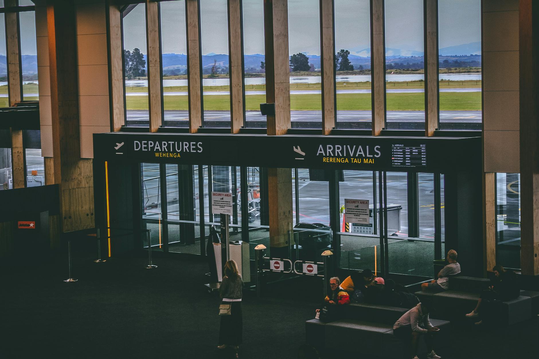 shanghai airport arrivals exit