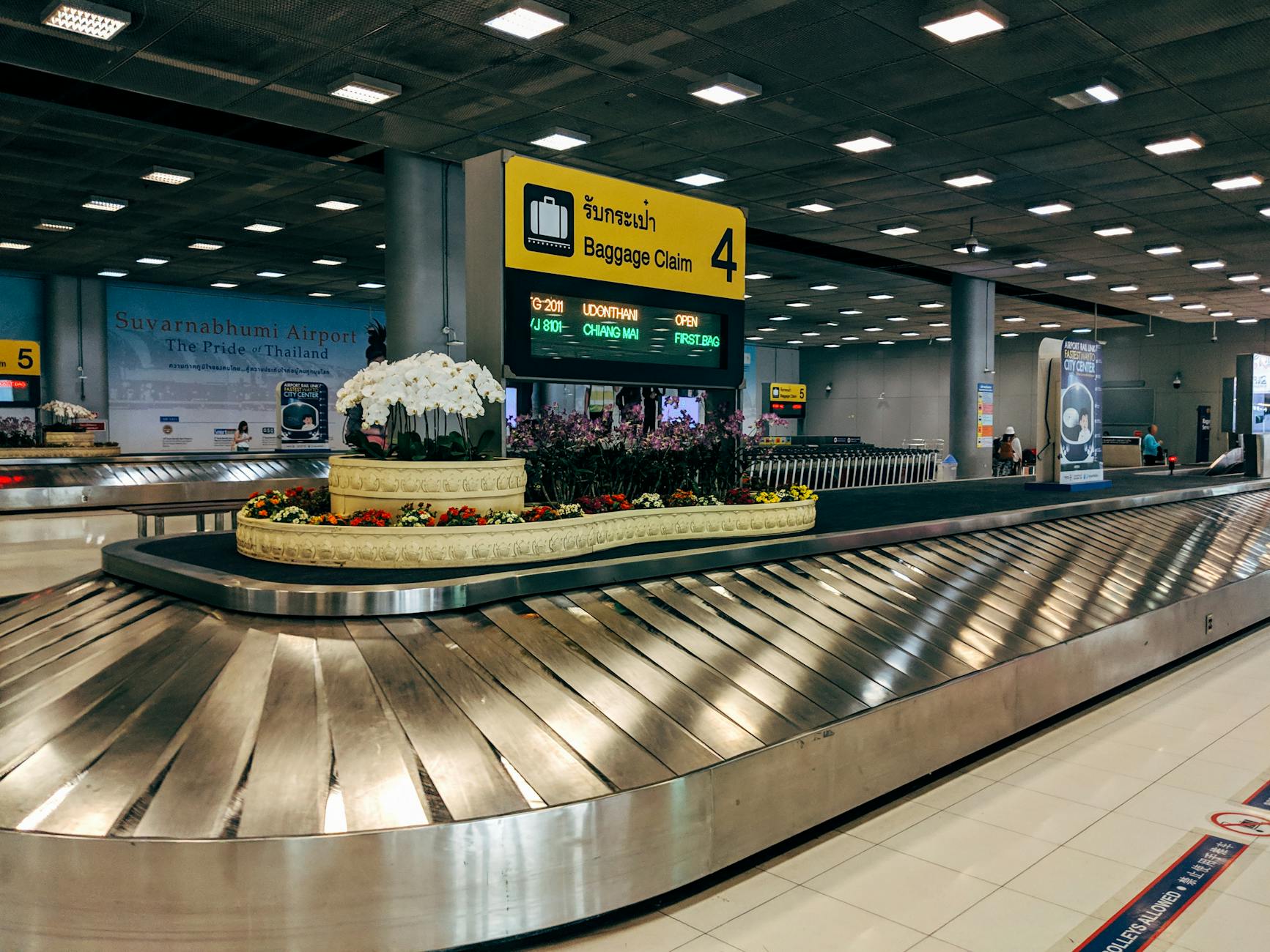 shanghai airport baggage claim