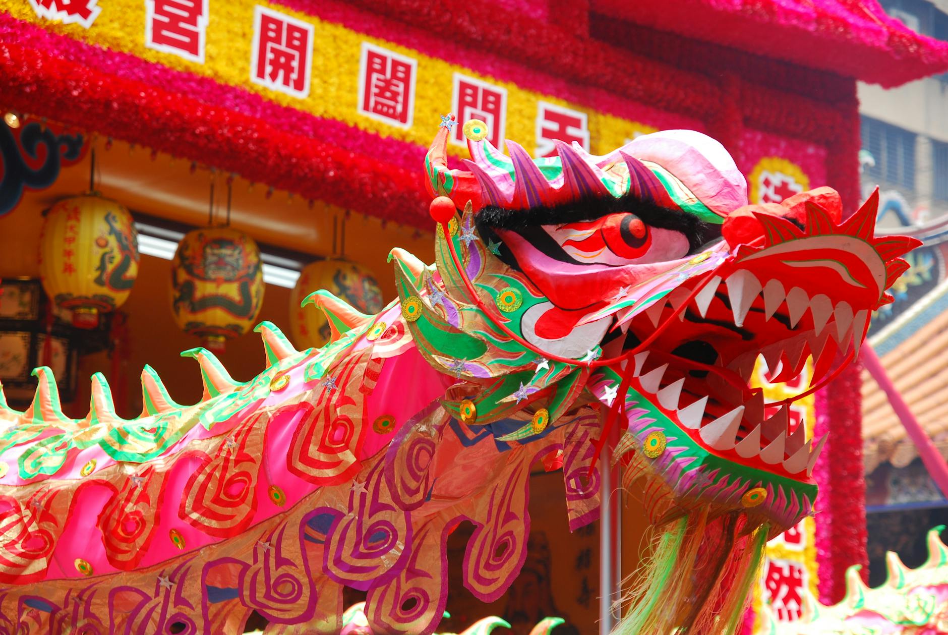 shanghai culture festivals dragon