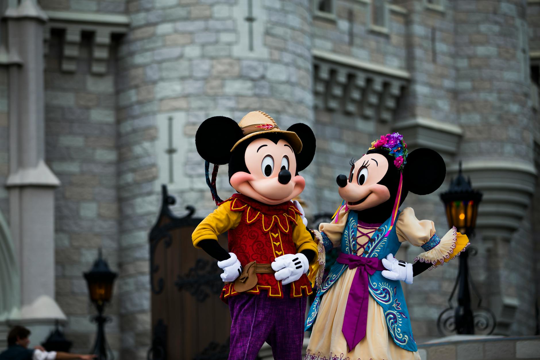 Shanghai Disneyland Mickey and Minnie Mouse near castle