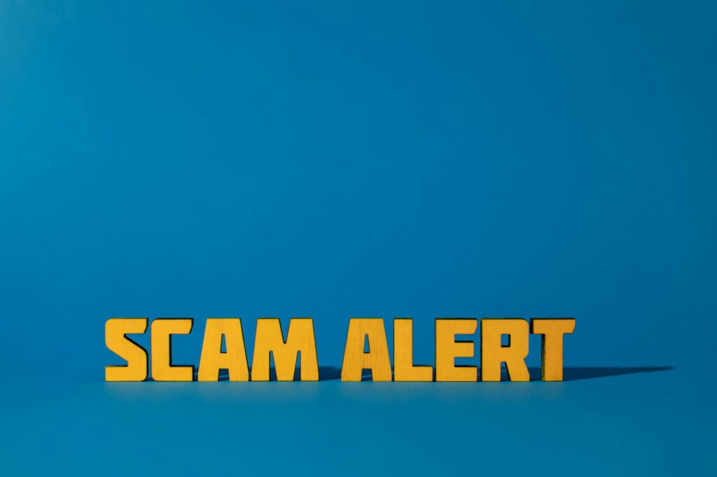 Shanghai scams to avoid tourists scam alert warning sign
