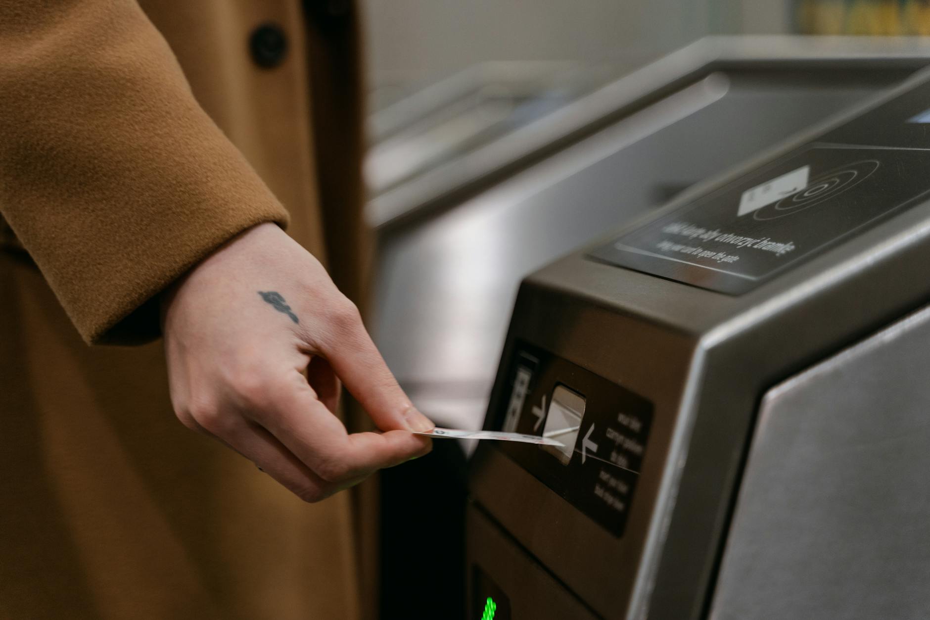 shanghai transport card tap