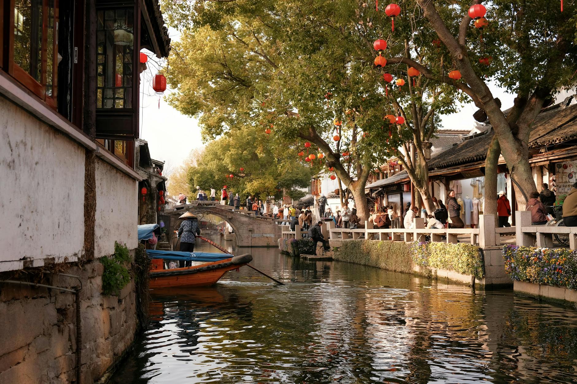zhouzhuang boat ride